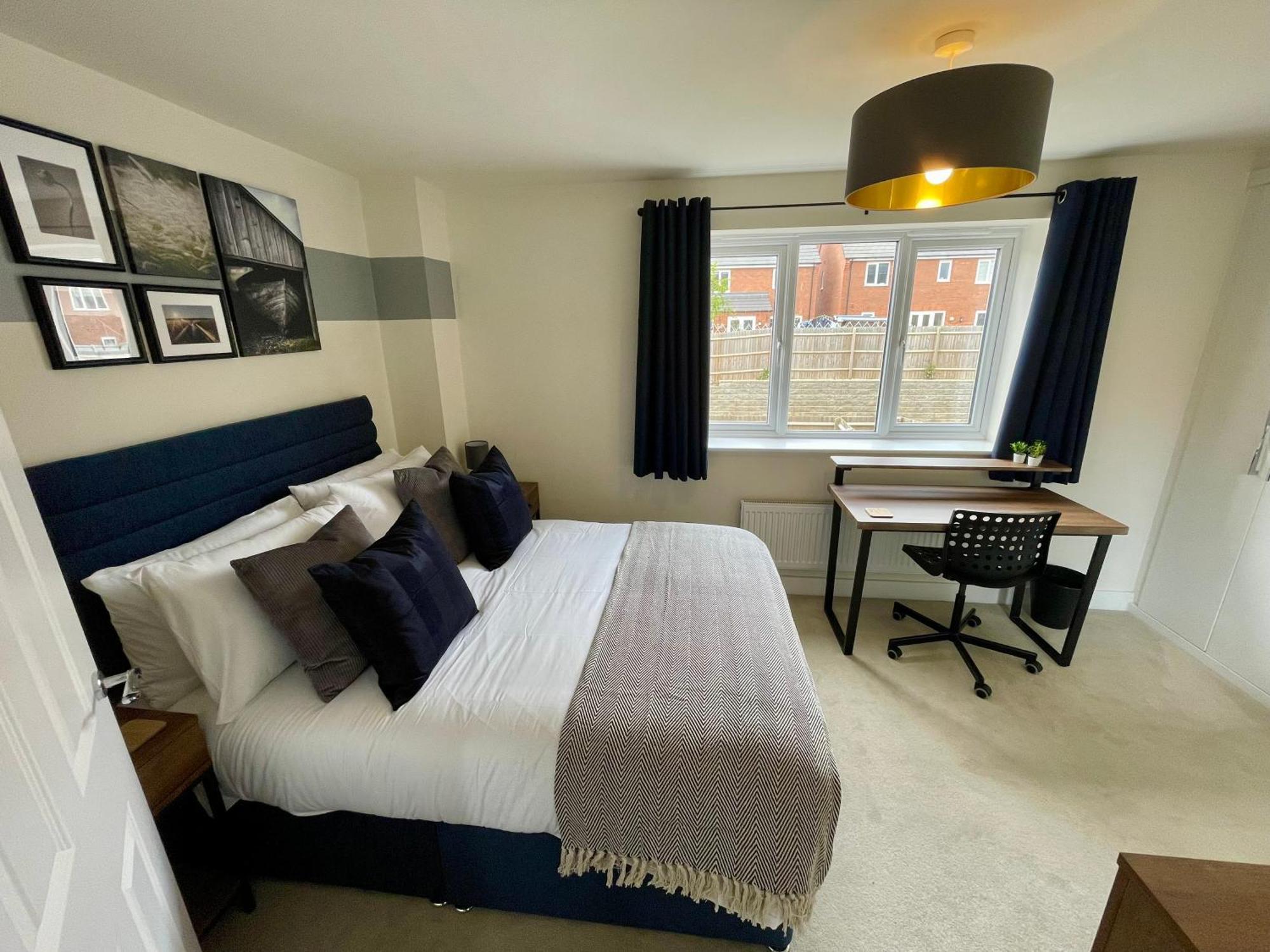3-Bedroom Luxury Stay With Free Parking Market Harborough Exterior foto